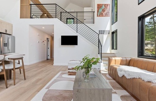 Mount Jackson Kabine | Pet-friendly New Build Luxe Cabin in Basye