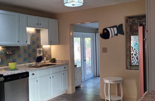 Edgewater Haus | Pet Friendly with no pet fees and pool access " The Riverwalk cottage"