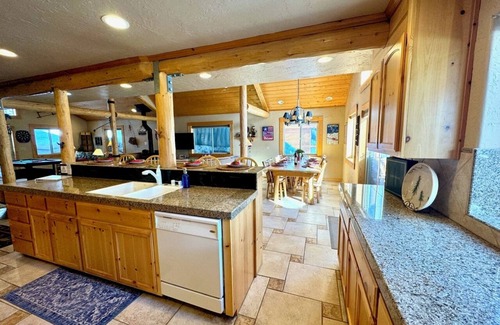 Kirkwood Kabine | Pete's Place Kirkwood Meadow View Cabin - Flying Wedge North