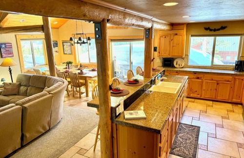 Kirkwood Kabine | Pete's Place Kirkwood Meadow View Cabin - Flying Wedge North