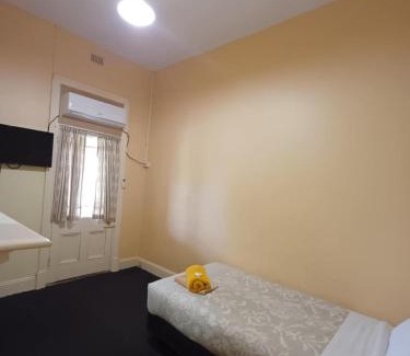 Peterborough Hotel | PETERBOROUGH HOTEL