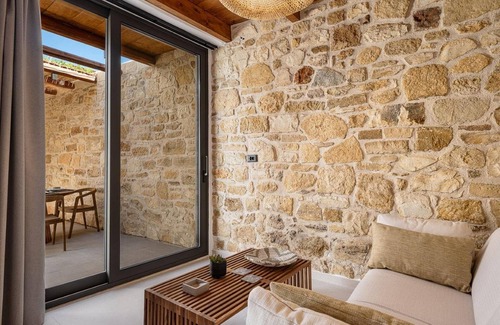 Daratsos Hotel | Petra Retreat Residence 2