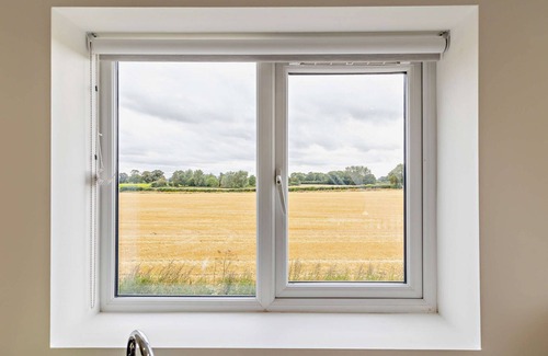 Eastgate Haus | Pheasant Lodge - Cawston