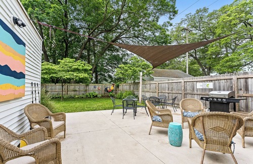 Lakeside Haus | Immer Philo Ave, Muskegon, MI