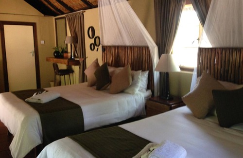 Selebi-Phikwe Kabine | Phokoje Bush Lodge