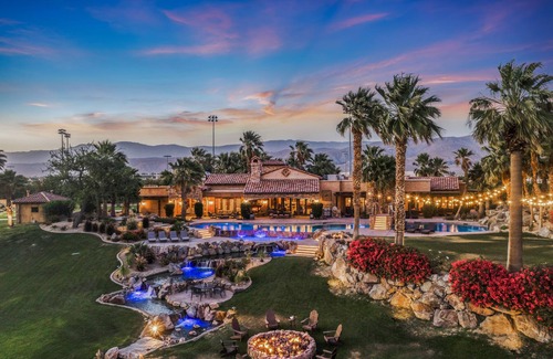 Indio Haus | Wüsten-Ridge Estate Luxury Rental - Ihre eigene Private Resort mit eigenem See