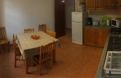 Cais do Pico Wohnung | Pico Ferienvermietungen / Apt. Singendes Haus