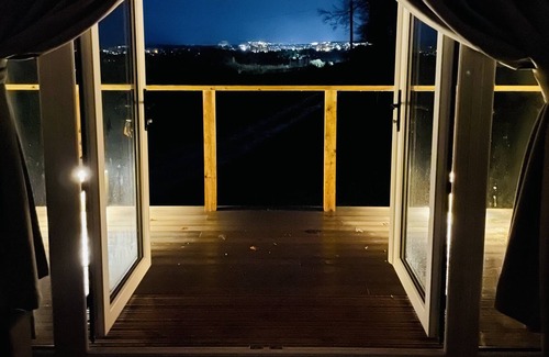 Scarborough Kabine | Picturesque views across Scarborough with a Hot Tub.