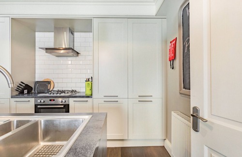 Weston-super-Mare Hütte | PIER VIEW, family friendly, with a garden in Weston-Super-Mare