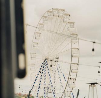 Felixstowe Wohnung | Pier View Felixstowe - Sea View, 50m from the beach