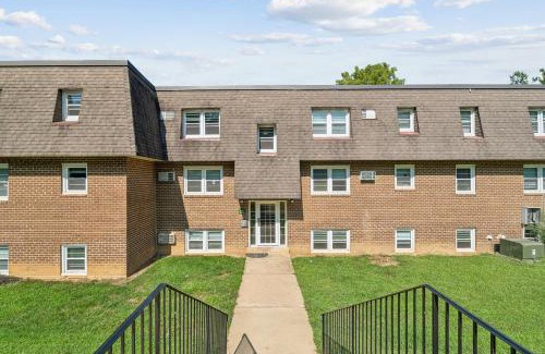 Newark Wohnung | Pine Brook 1218 I Cozy & Comfy I Free Parking
