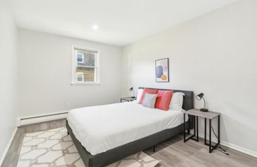 Newark Wohnung | Pine Brook 1218 I Cozy & Comfy I Free Parking