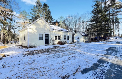 Greenville Junction Haus | Pine Cone Cottage (Close to Town and Snowmobile Trails!)