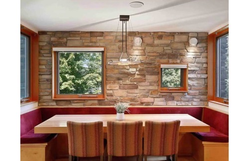 Baldwin Haus | Pine Lake Summer and Winter Retreat