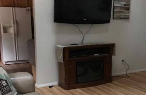 Mount Pleasant Wohnung | PINE LODGE ~ Cozy and Snug ~ A great get-away!