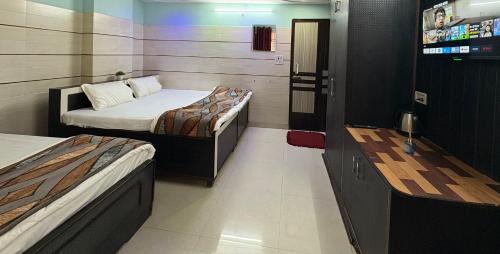 Nahan Haus | Pine View Guest House