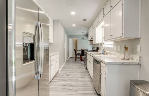 Lithonia Haus | Ping-Pong & Pool Table: Peaceful Stonecrest Escape