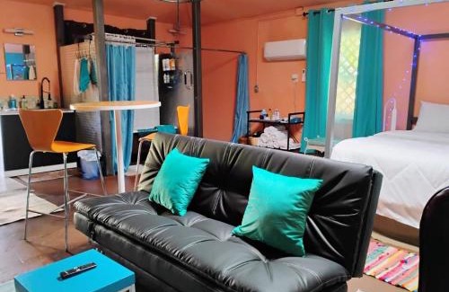 Merced Haus | Ping's Tiny Home self-check in & out private