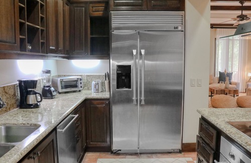 Tamarindo Haus | Pinilla, Quiet & Spacious 3BR home, shared zero edge lap pool
