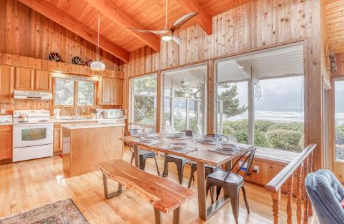 Seal Rock Haus | Piot House
