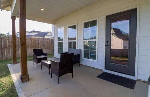 Auburn Haus | Piper on the Plains: Near Campus