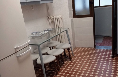 Camino de Ronda Wohnung | Piso Amplio, Cómodo y Céntrico Para que Hagas Turismo a tu Ritmo