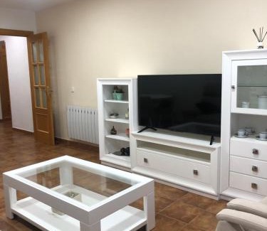 Santa Cruz de la Zarza Wohnung | Piso NUEVO Plaza de la Constitución Sta Cruz de la Zarza