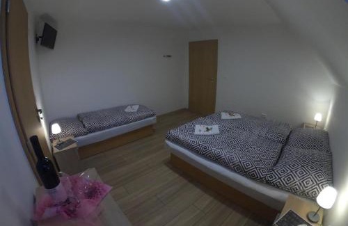 Chlebnice Haus | Pizzéria Viktória