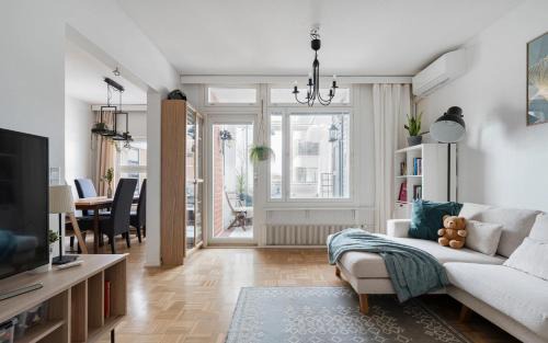 Lantinen District Kabine | Place at the Bottom of the Lake