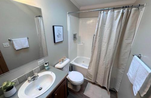 Plainview Haus | Plainview Vineyard Retreat Sleeps 8