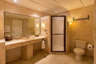 Lapu-Lapu Resort | Plantation Bay a Real Resort with a Real Spa