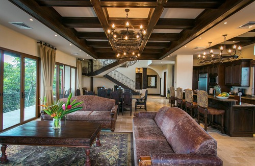 Valle Pura Vida Villa | Platin - Ein neues Maß an Luxus mit 360-Grad-Ansichten und unerreichter Qualität