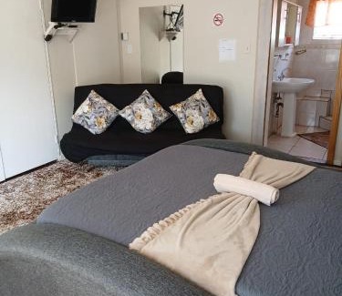 Klerksdorp Haus | Platinum Guesthouse