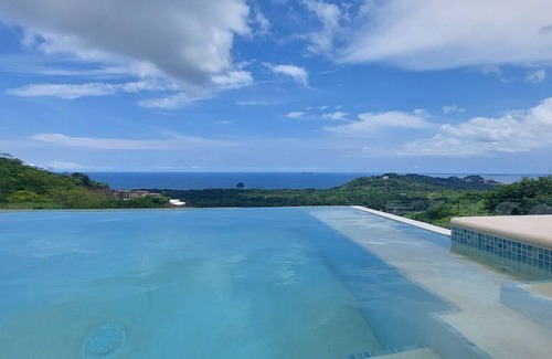 Brasilito Haus | Playa Flamingo – charming 2BR ocean view Casa Ayla