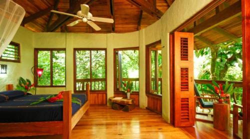 Golfito Kabine | Playa Nicuesa Rainforest Eco Sanctuary