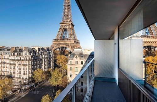 Porte-Dauphine Hotel | Plaza Tour Eiffel Hotel - 4 Star Hotel at a Discount