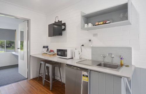 Nowra Hotel | Pleasant Way River Lodge