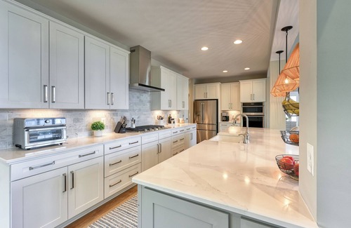 Livingston Haus | Pointe of View: LUXURY LAKEFRONT, Private Dock, Hot Tub, Fire Pit, Beach, Views!