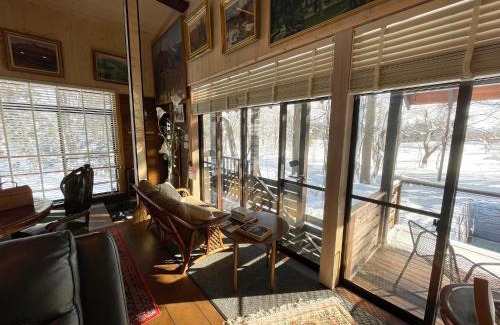 Myoko Villa | Pond Cabin Myoko