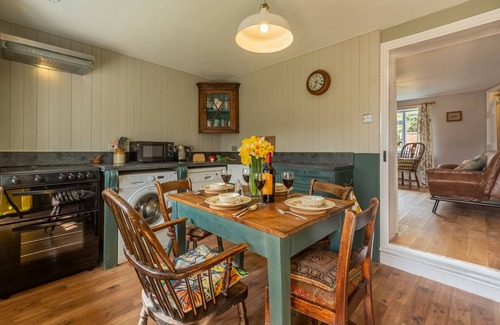 Edgefield Haus | Pond Cottage (E), Edgefield, Norfolk