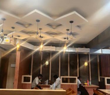 Sivagiri Kabine | Ponpandian Family Restaurant