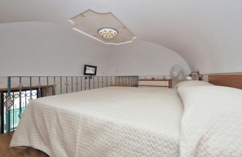 Pontone Haus | Pontone on the sea apartment