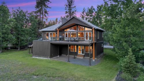 Three Rivers Haus | Pony Express 7