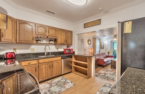 Hawks Park Haus | Pool home 1.5 blocks from the river & 10 mins to the beach.