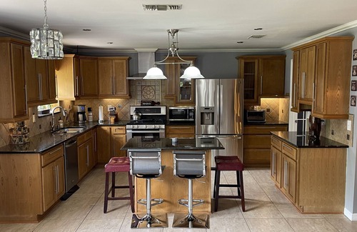 Middleburg Haus | Amazing Pool Home Ranch Retreat, Firepit, BBQ, WIFI, RV & Boat Parking.