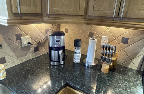 Middleburg Haus | Amazing Pool Home Ranch Retreat, Firepit, BBQ, WIFI, RV & Boat Parking.