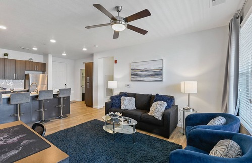 Draper Wohnung | Pets Stay Free Pool/HotTub/FreeParking/Gym/FastWifi