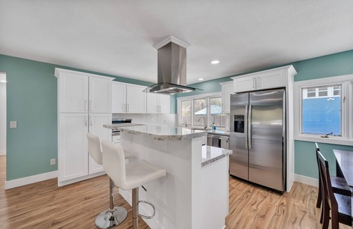 Reno Haus | POOL & SPA in Reno-Tahoe, family friendly- sleeps 10!