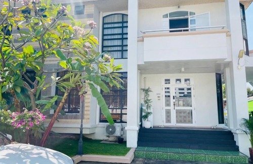 Khlong Tan Villa | Pool Villa Sukhmvit Near BTS PhromPhong 900m EmSphere