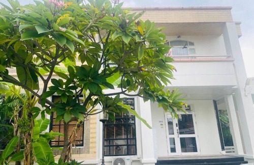 Khlong Tan Villa | Pool Villa Sukhmvit Near BTS PhromPhong 900m EmSphere